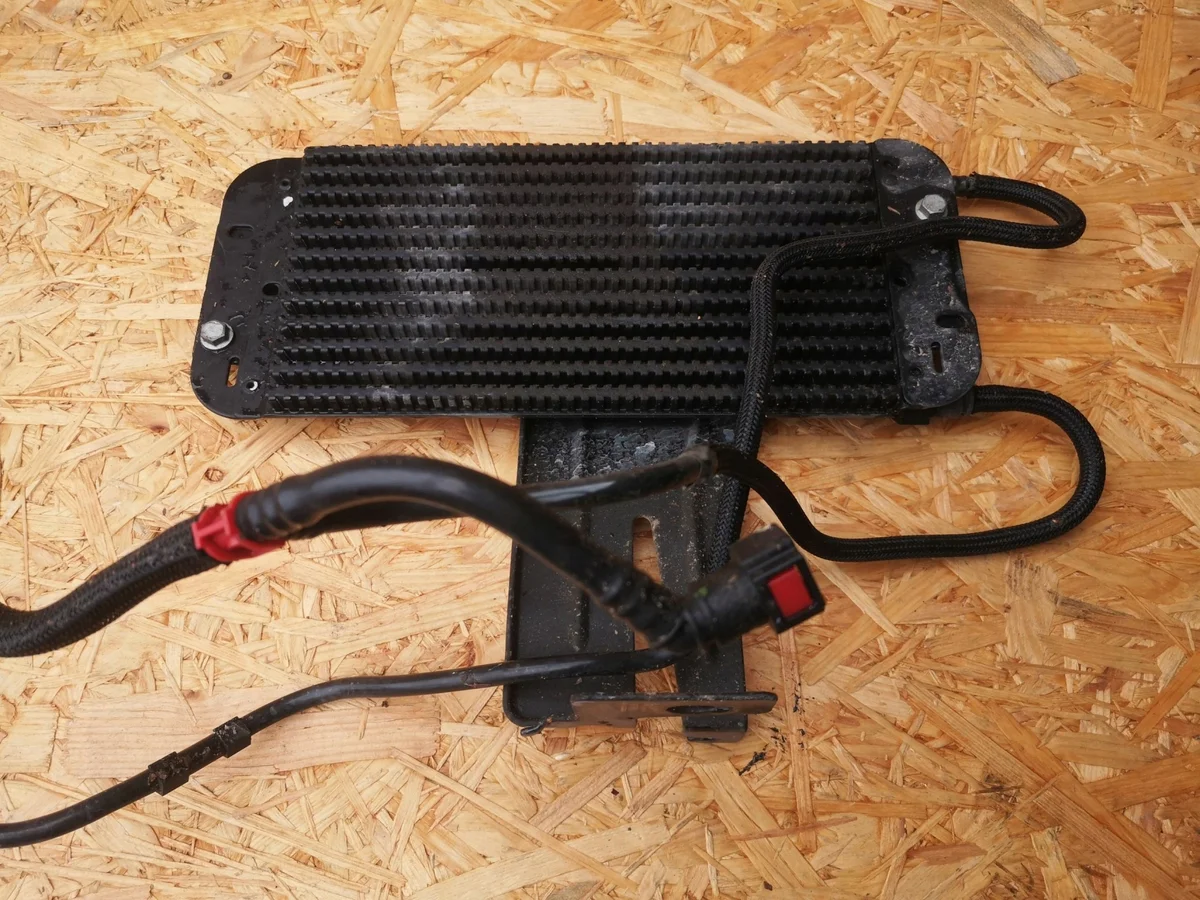 Renault Master III Refroidisseur Carburant 243561500R image 3