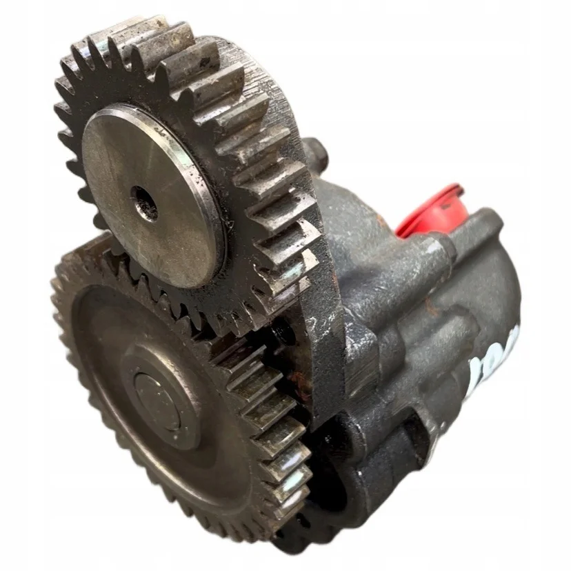 VDL Engine Oil Pump 1678777 Used image 10