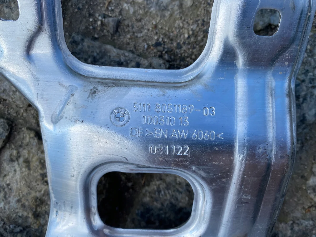 BMW 3 F30 E31 F20 F21 Knautschzone links image 3