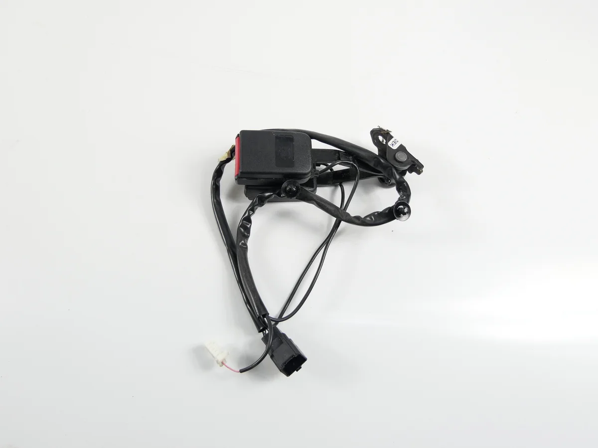 Citroen C3 Picasso 6170365 fissaggio cintura posteriore