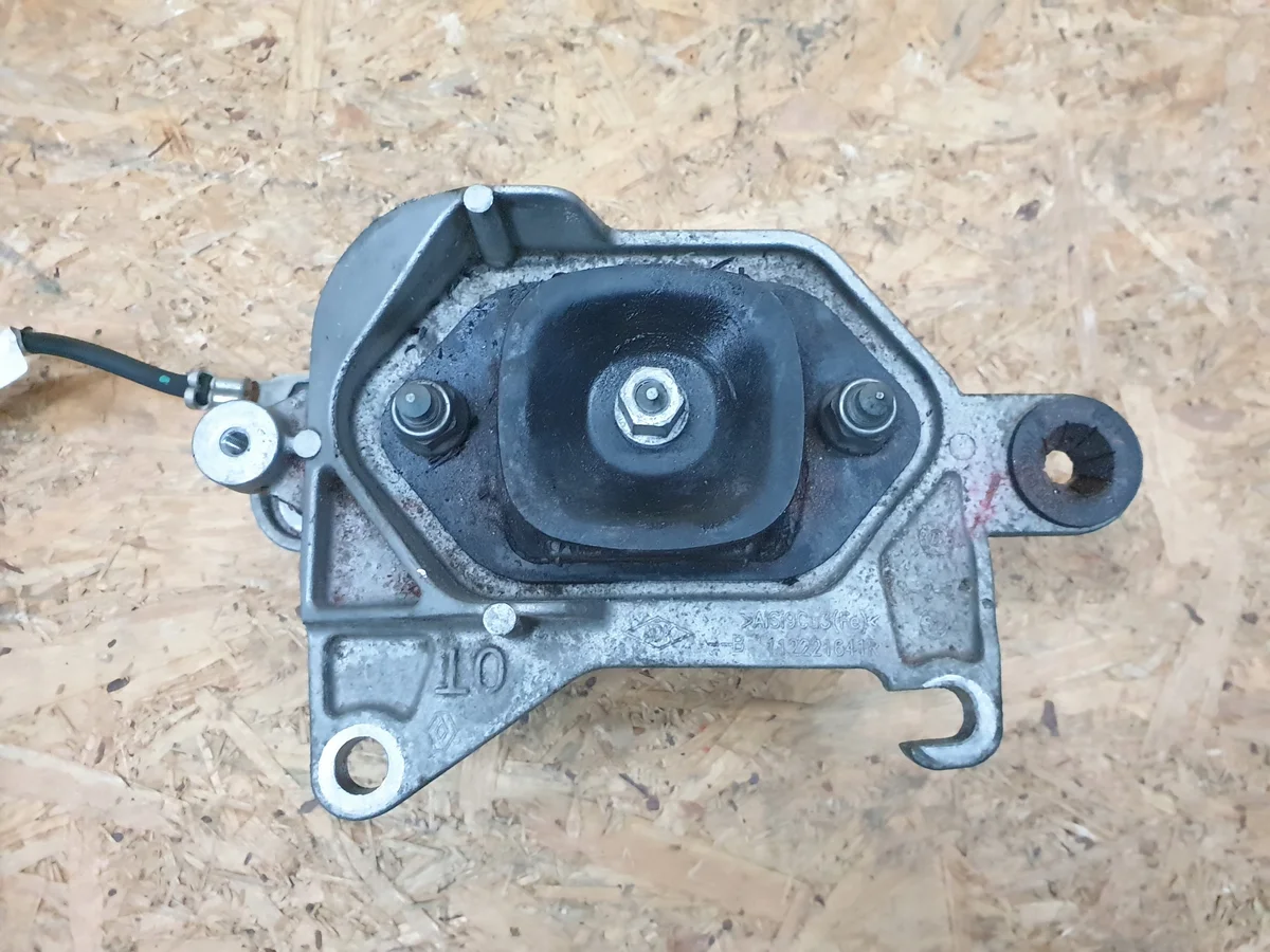 Renault Megane IV Motorsteun 112533688R image 6