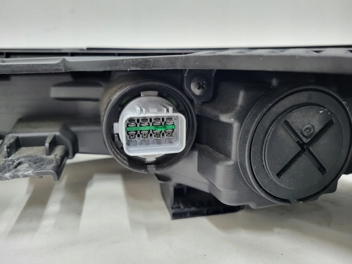 Luz Dianteiro DRL Hyundai Kona II 92209BE image 10