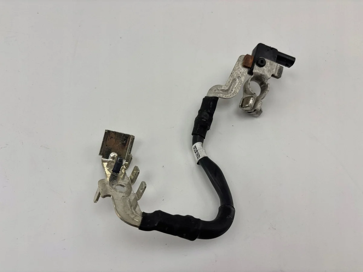 Audi A3 8Y 2023 Borne Bateria 5WA915181D image 4
