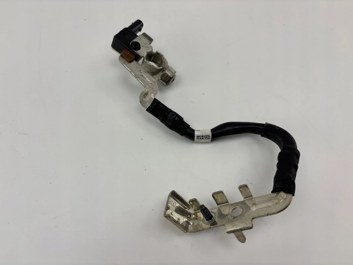 Audi A3 8Y 2023 Borne Bateria 5WA915181D image 5