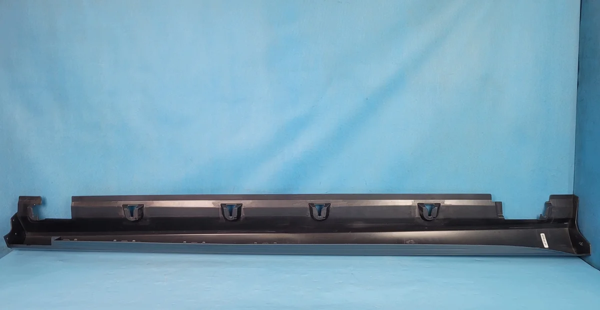Mercedes W166 AMG Tröskelpanel Vänster A1666980754