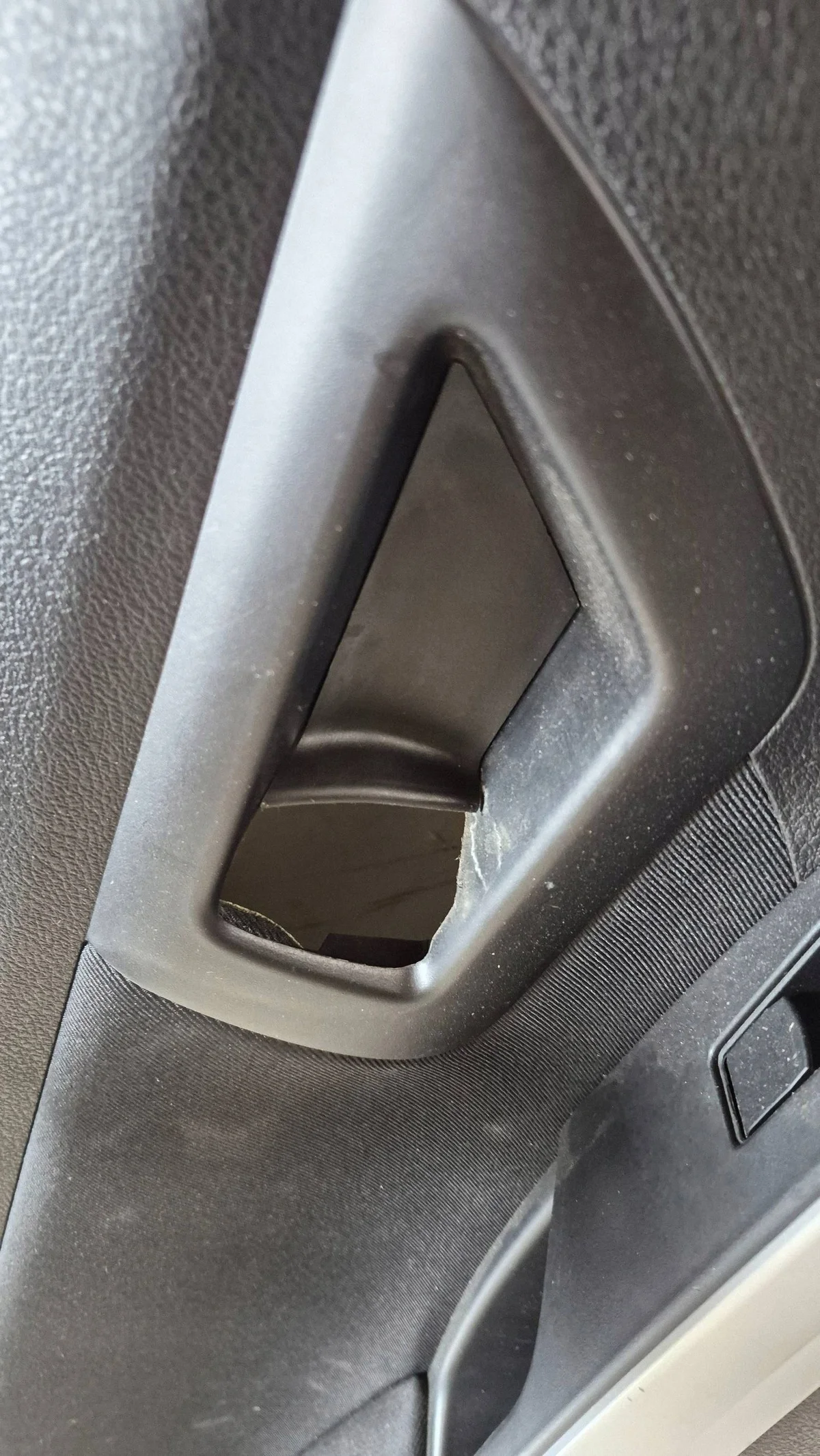 Suzuki SX4 S-Cross Lift Bakdörrpanel Vänster image 5
