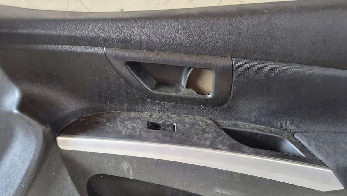Dörrpanel höger fram Suzuki SX4 S-Cross image 5