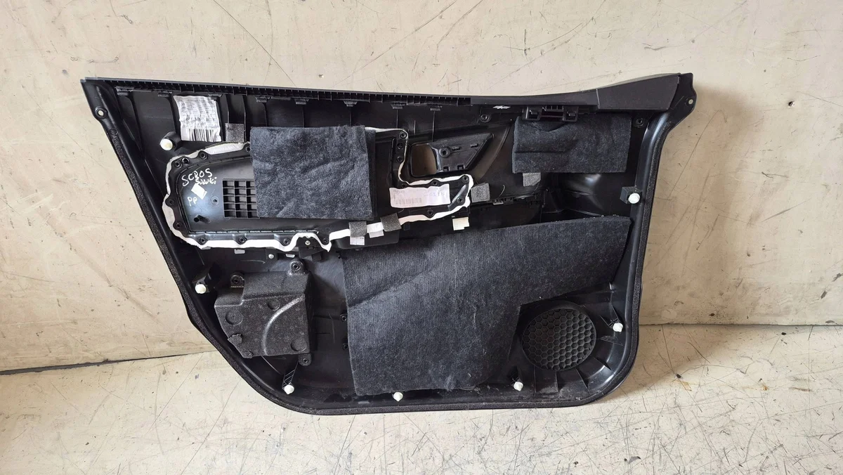 Dörrpanel höger fram Suzuki SX4 S-Cross image 7