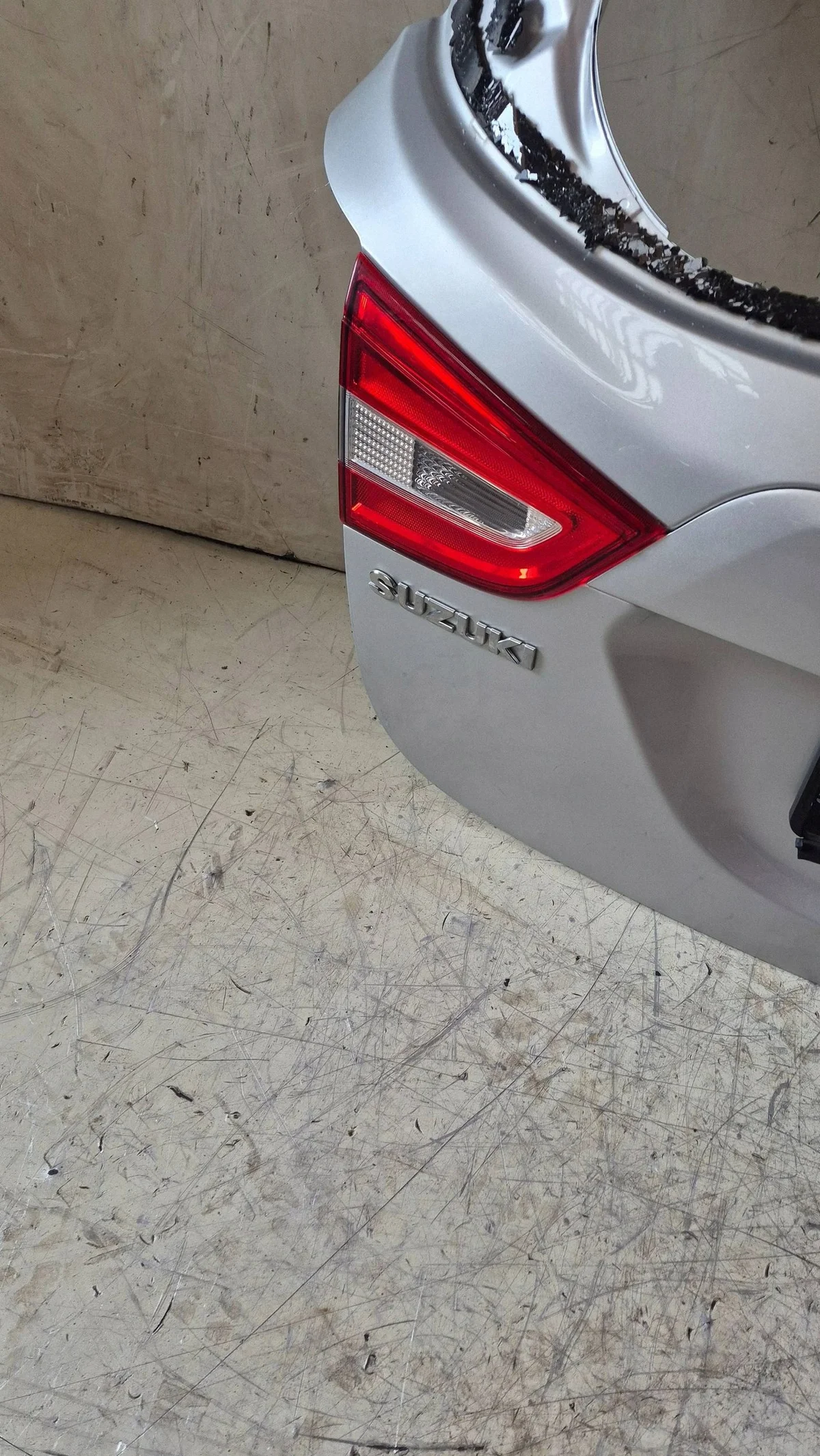 Puerta Maletero Suzuki SX4 S-Cross XRA7763 image 5