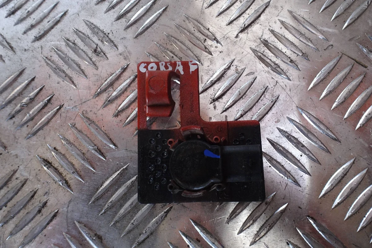Parkeringssensor Opel Corsa F KVH (9813348377)