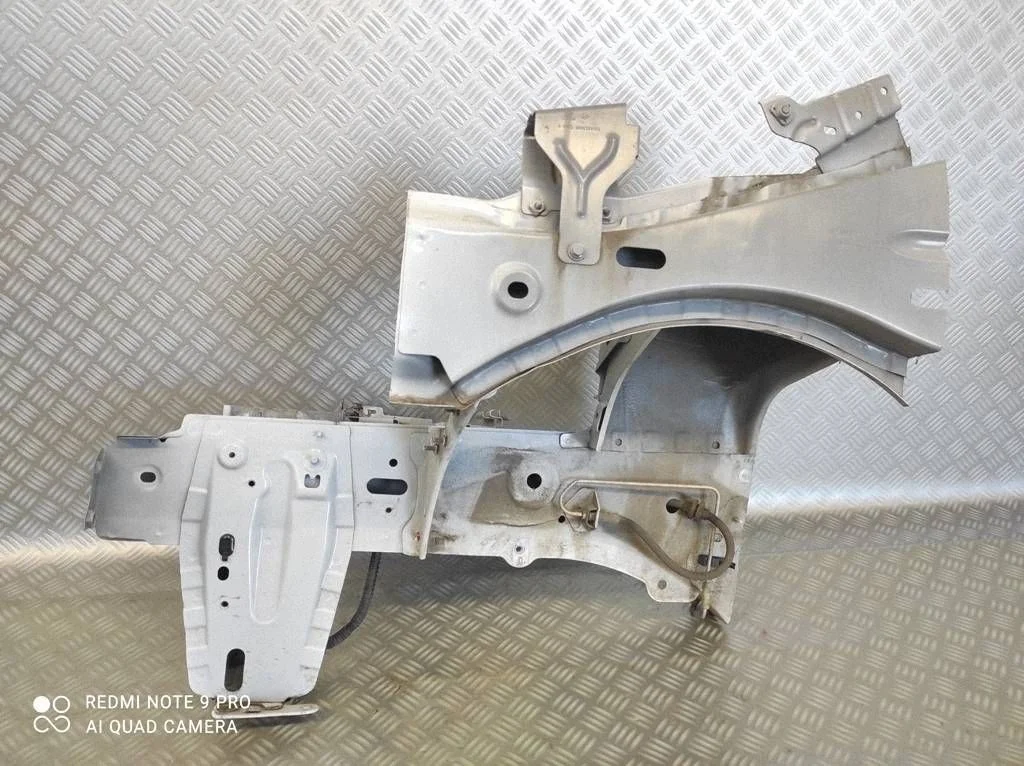 Främre vänster frontpanel Dacia Dokker image 5