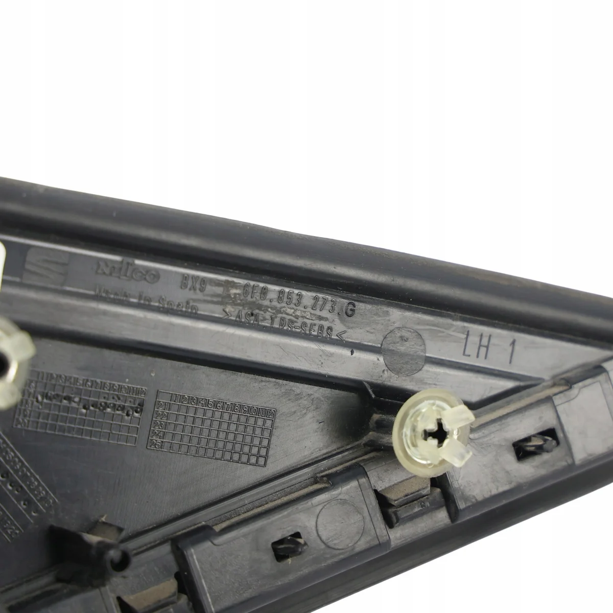 Seat Ibiza Mk5 Dreieck Kotflügel Vorne Links Schwarz image 10