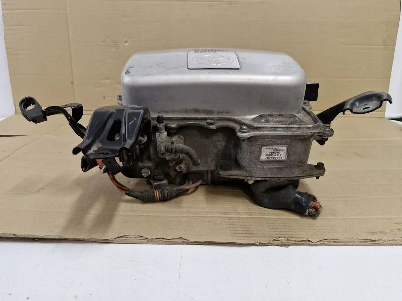 Toyota Prius II 1.8 Hybride Onduleur G9270-47040 image 3