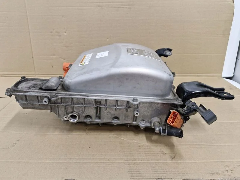 Toyota Prius II 1.8 Hybride Onduleur G9270-47040 image 6