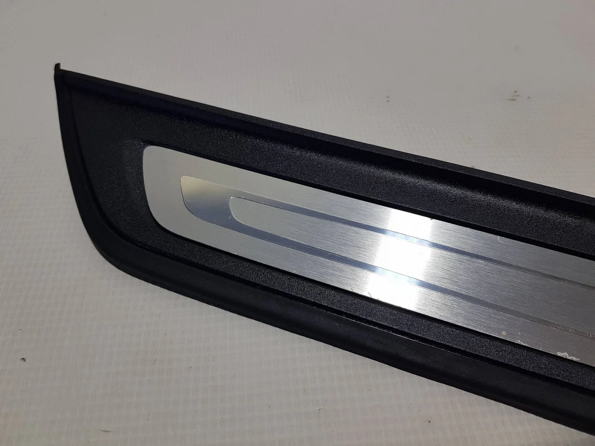 Tröskel skyddslister vänster fram BMW 5 G30