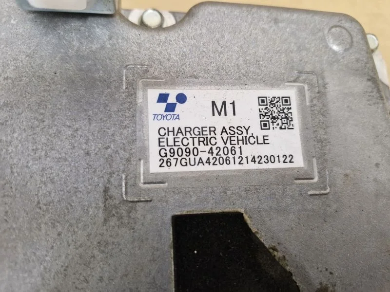 Omriktare Toyota RAV4 V G9090-42061 -A image 4