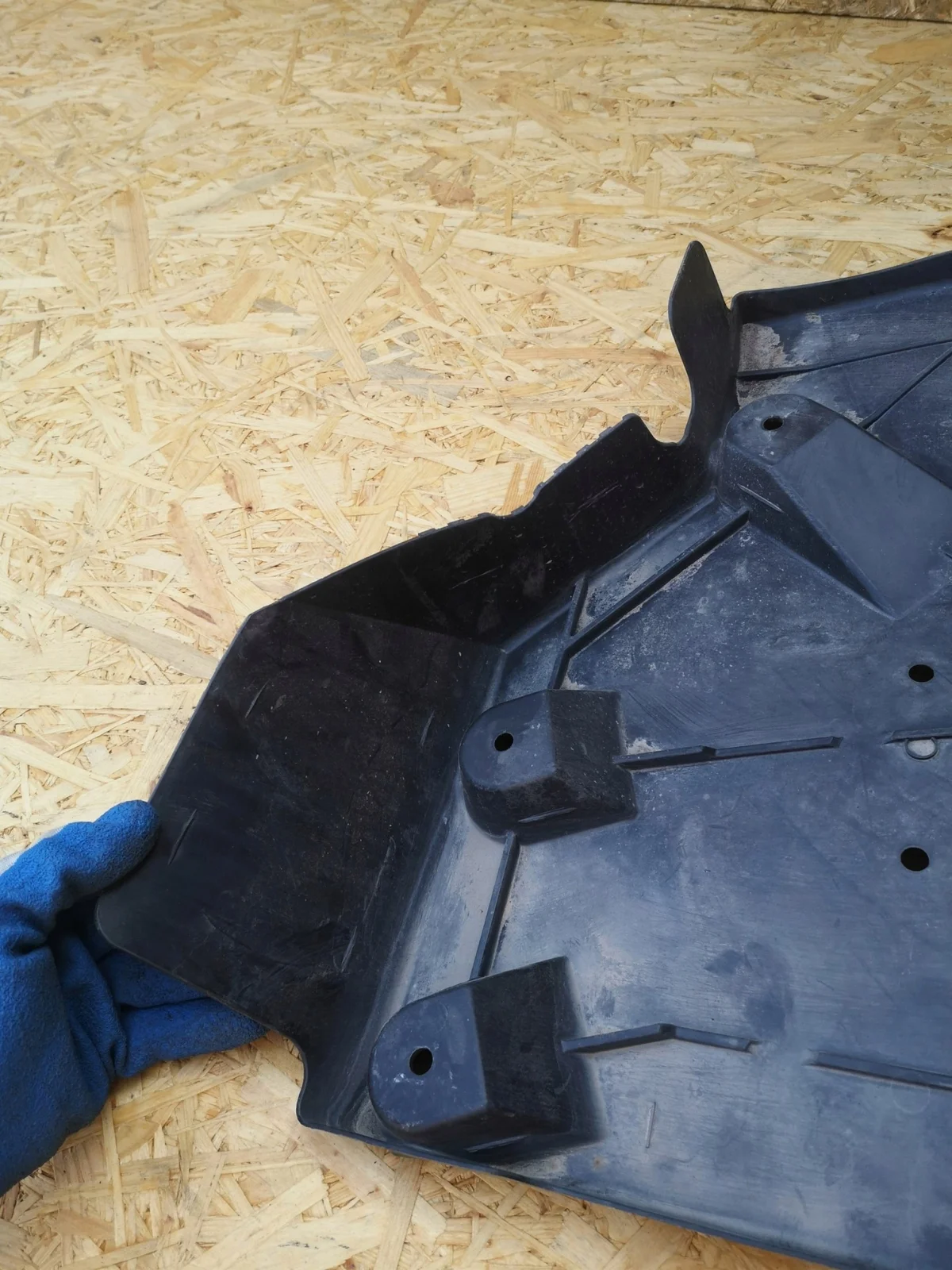 Renault Master III Afdekking AdBlue Tank 748140209R image 5
