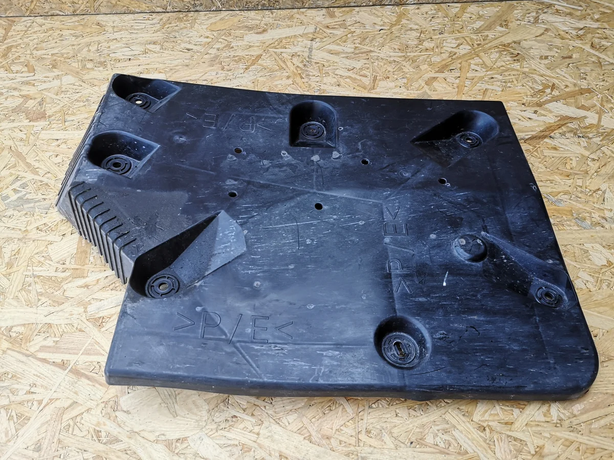 Renault Master III Afdekking AdBlue Tank 748140209R image 8