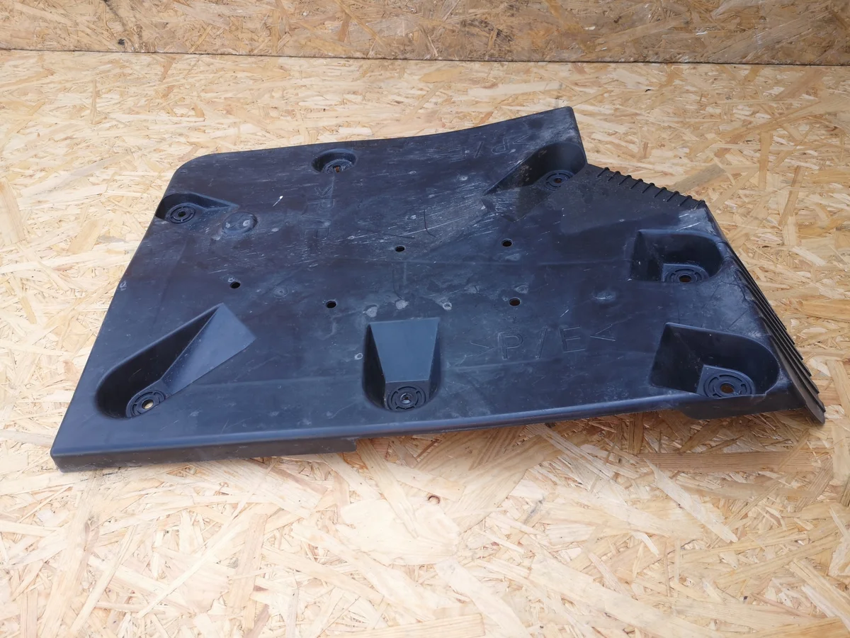 Renault Master III Afdekking AdBlue Tank 748140209R image 9