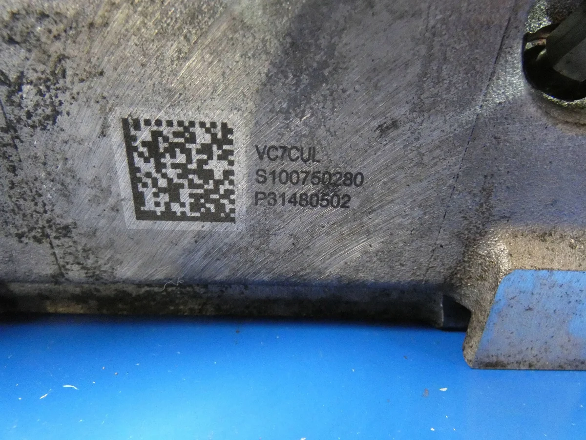 Motor Volvo 2.0D D4204T4 Bi-Turbo Usado image 3