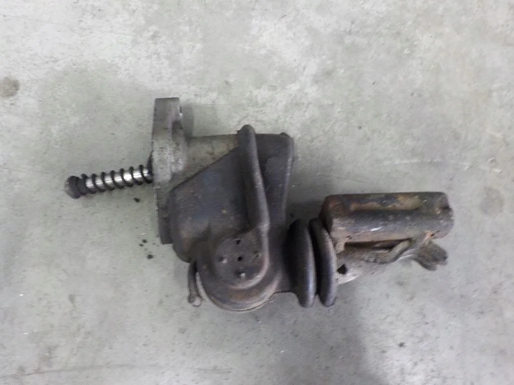 VW T4 Oikea takalasi, käytetty, OEM 68657