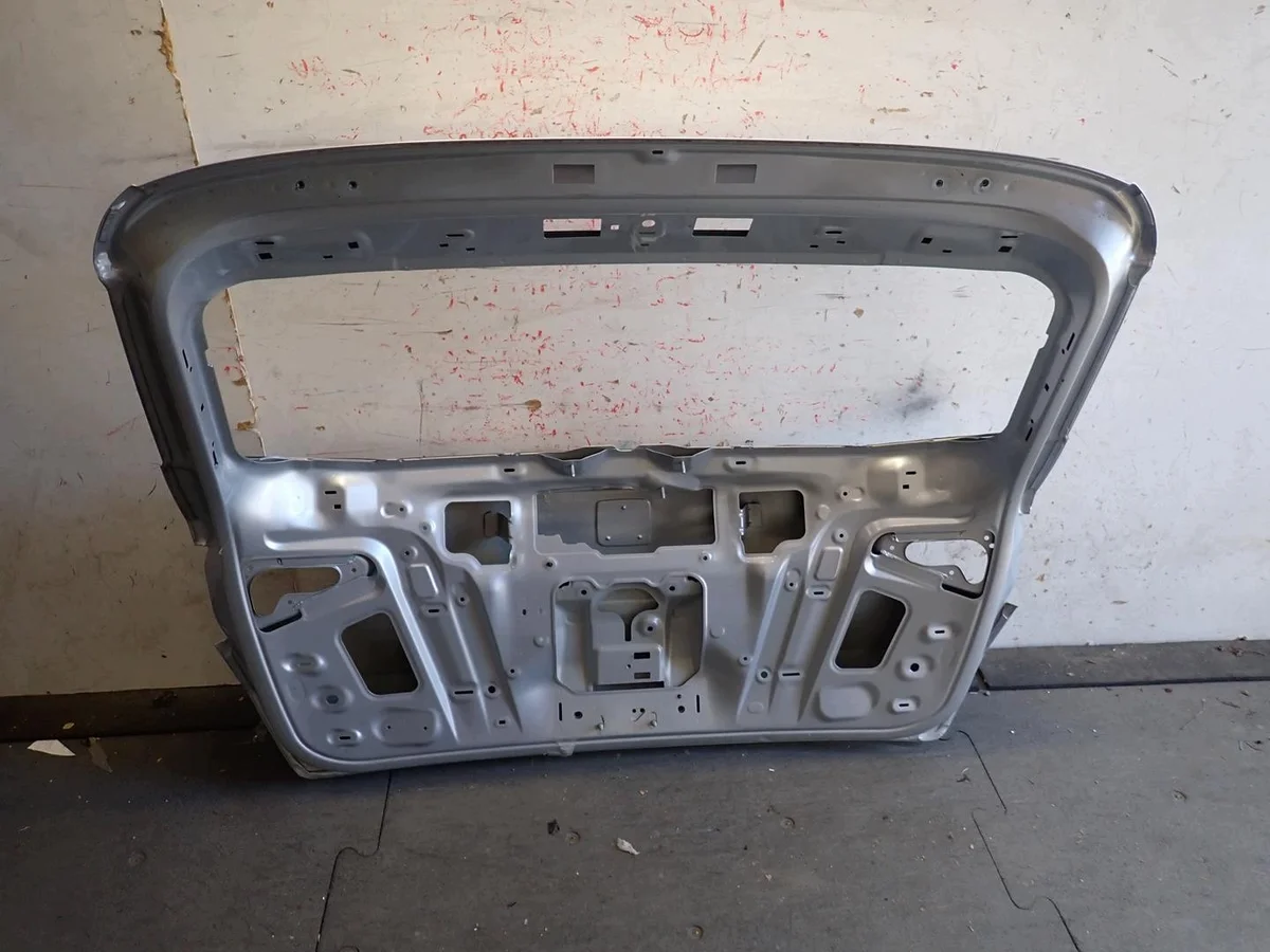 SEAT ATECA Tailgate 2016- 575827105 image 5