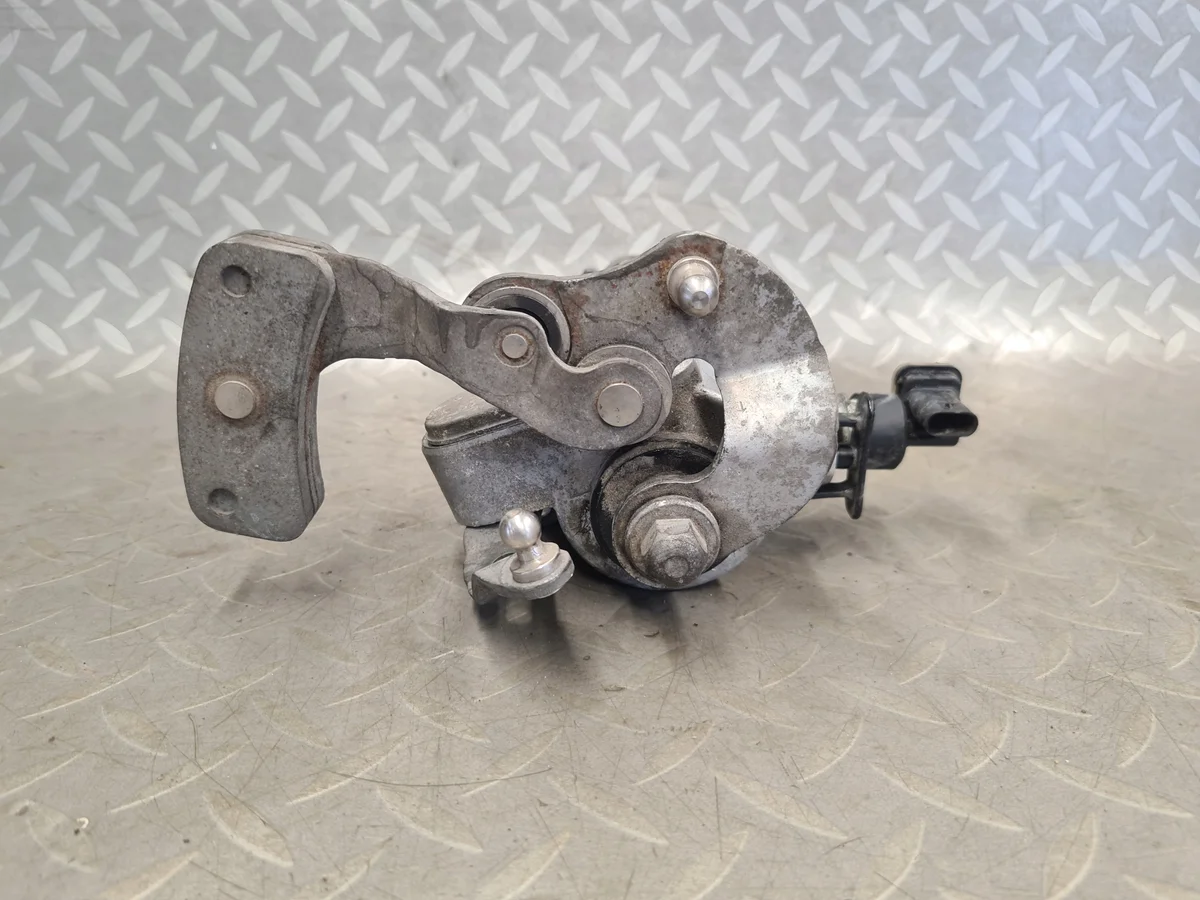 Opel Insignia A 2.0 CDTI F40 Selector image 4