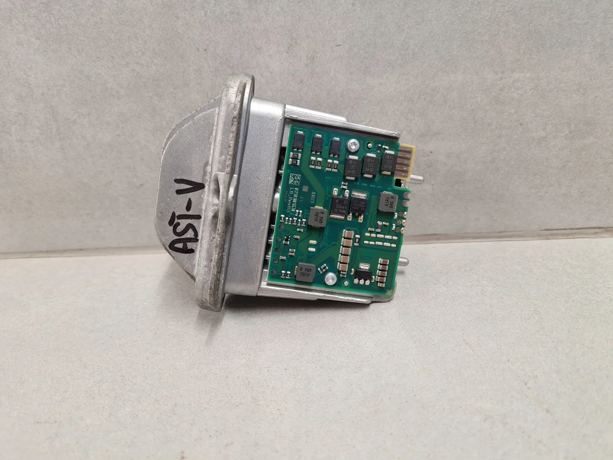 Módulo LED Farol Astra V K Usado 7960311099 image 3
