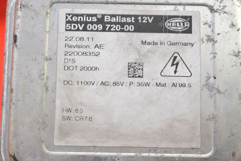 Xenon Steuergerät links 5DV009720-00 Opel Astra J image 3