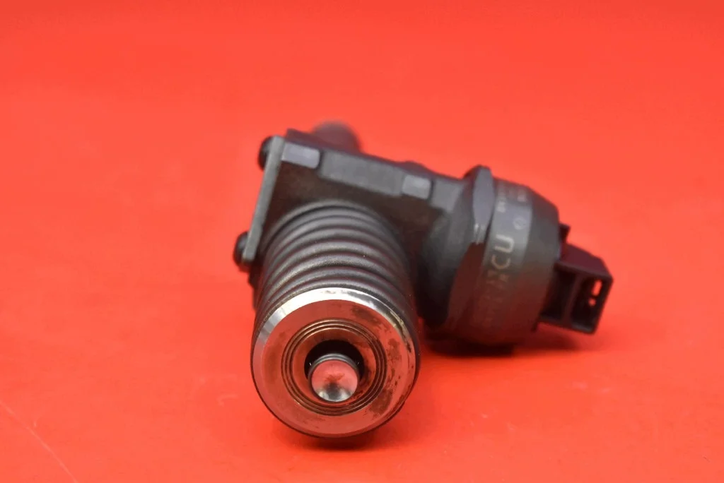 Einspritzdüse 038130073BQ VW Passat B6 2.0 TDI image 8