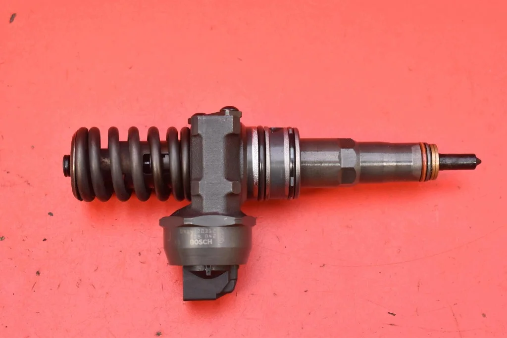 Injecteur Pompe 038130073BQ VW Passat B6 2.0 TDI