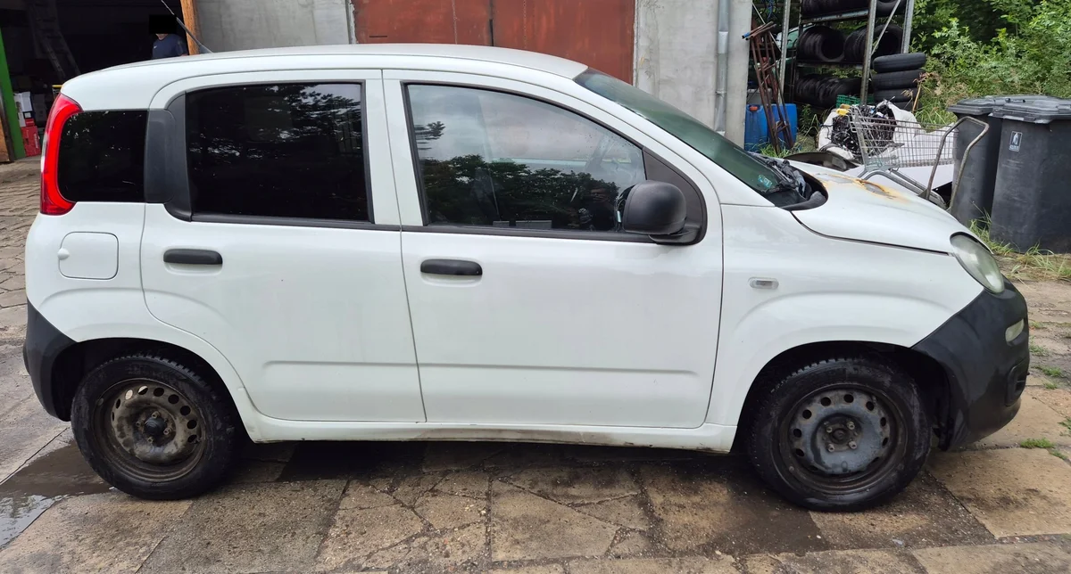 Fiat Panda 3 takalasin lasi oikea 51845304