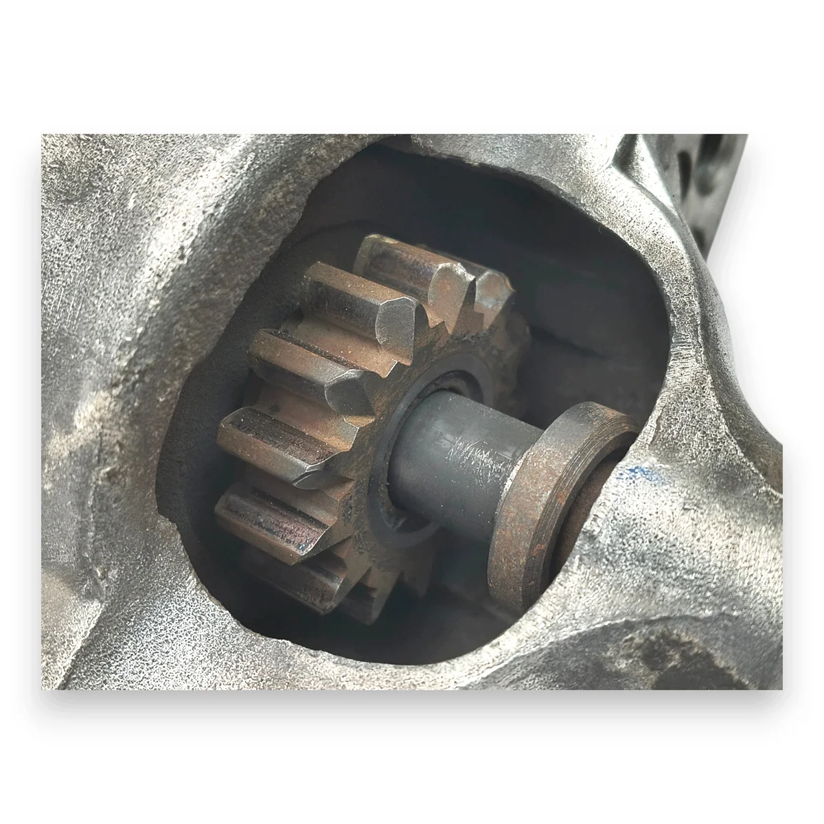 Starter Volvo V50 S40 II C30 C70 II 2.0 D image 5