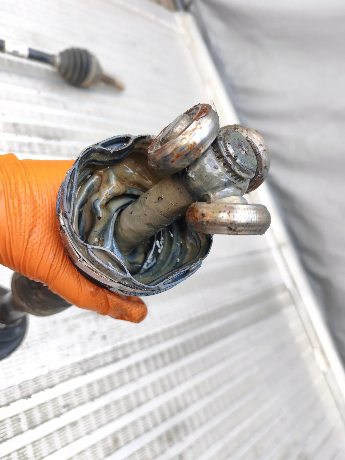 Antriebswelle Links RAV4 2,5 HYB Automatik DA76L