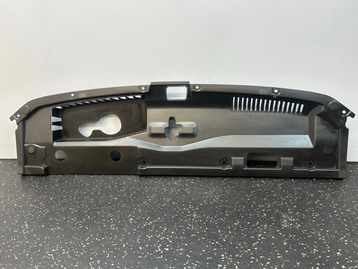 Mitsubishi Eclipse Cross PHEV Voorbumper Kap image 7