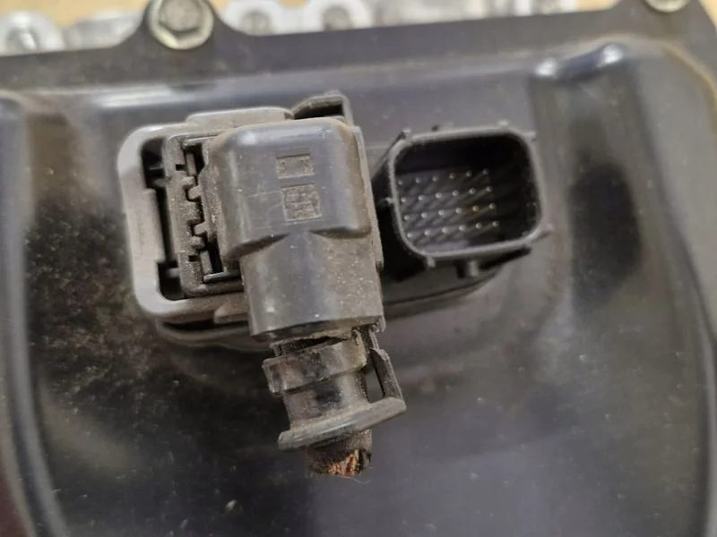 Toyota Yaris IV 1.5 Hybrid Wechselrichter G9200-K0011 image 6
