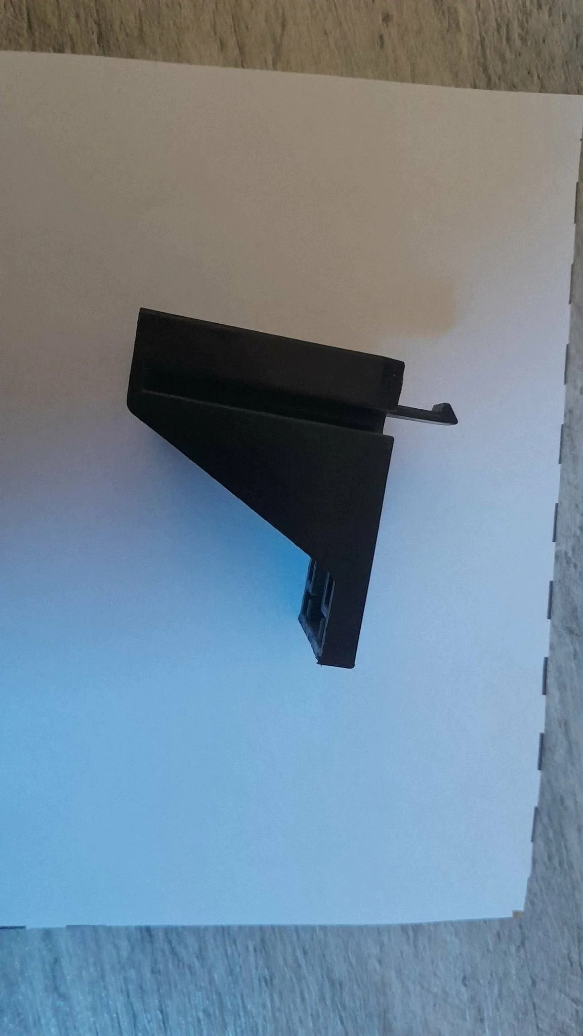 Suporte Inferior Farol Audi Q5 SQ5 FY Usado