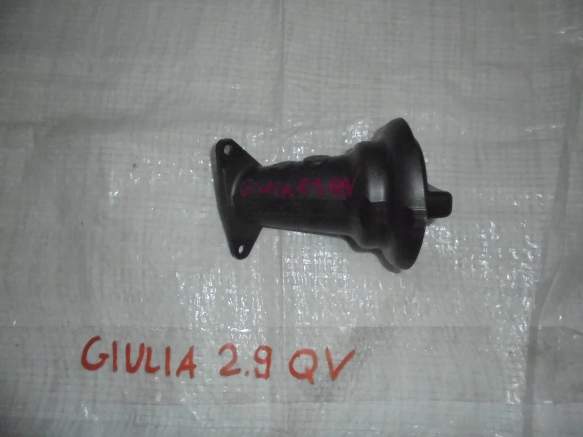 Oil Filler Cap Alfa Romeo Giulia 2.9 510 QV