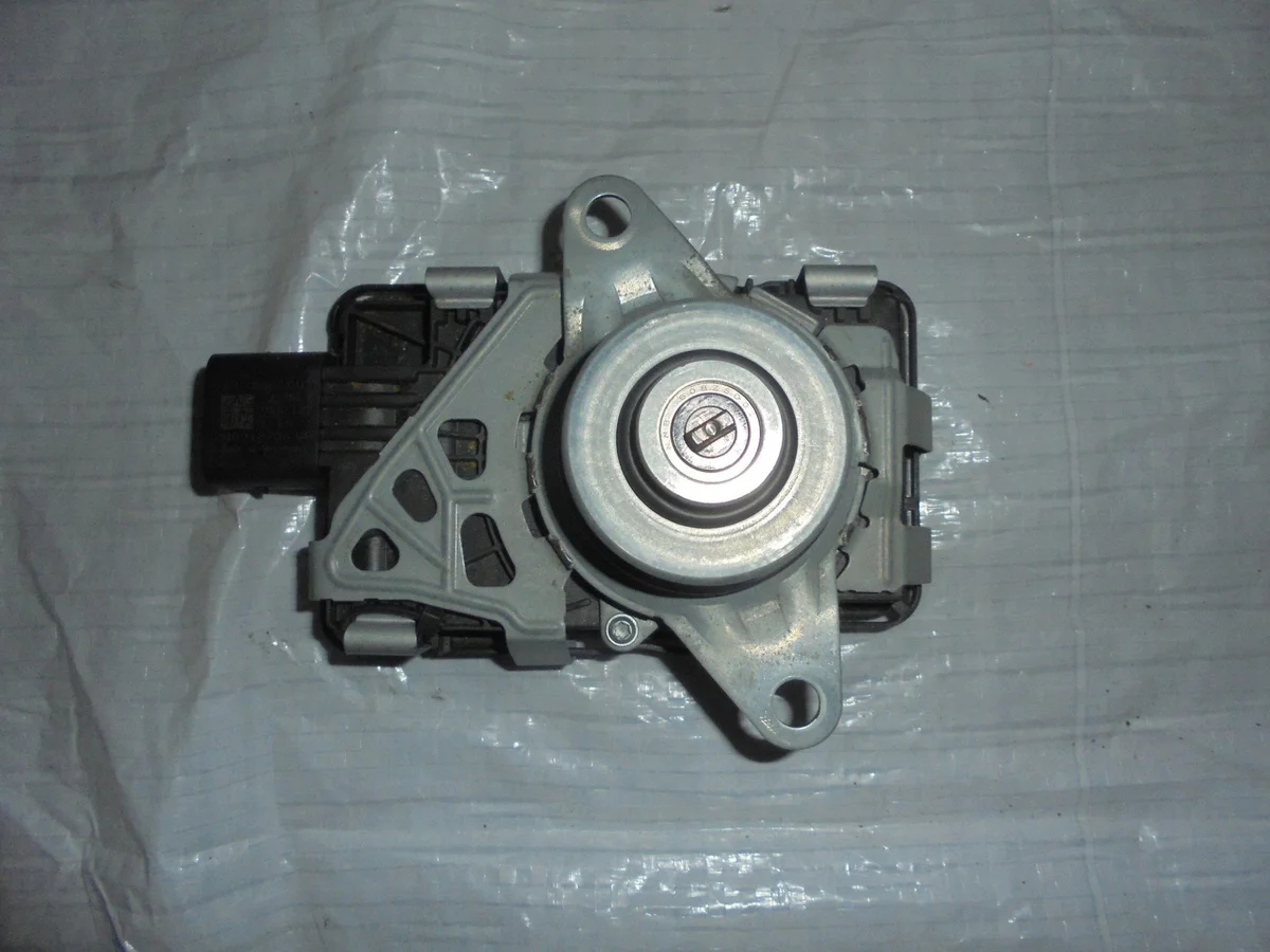 Boîtier de commande boîte auto Alfa Romeo Giulia AUE3322 image 3