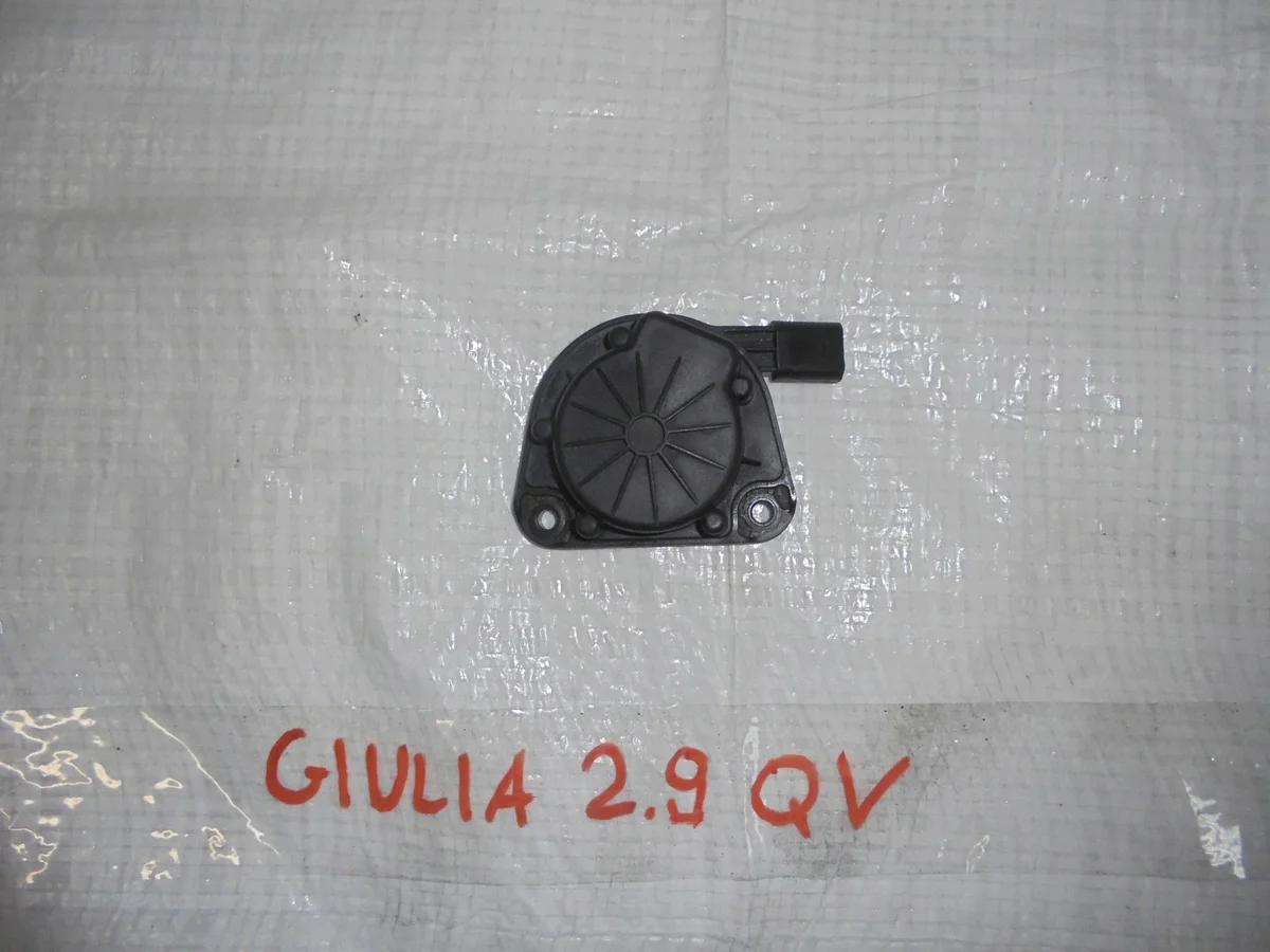Sensor Caixa Motor Alfa Romeo Giulia 2.9 AUE4076