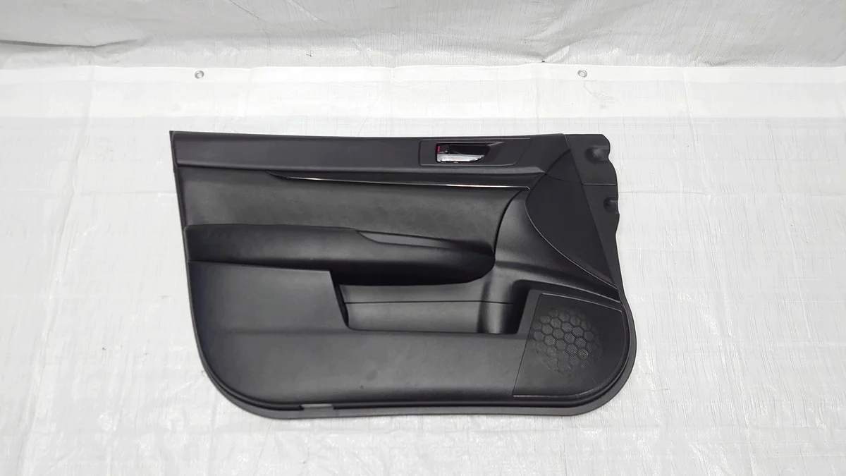 Subaru Legacy Front Left Door Card Used AUE6156