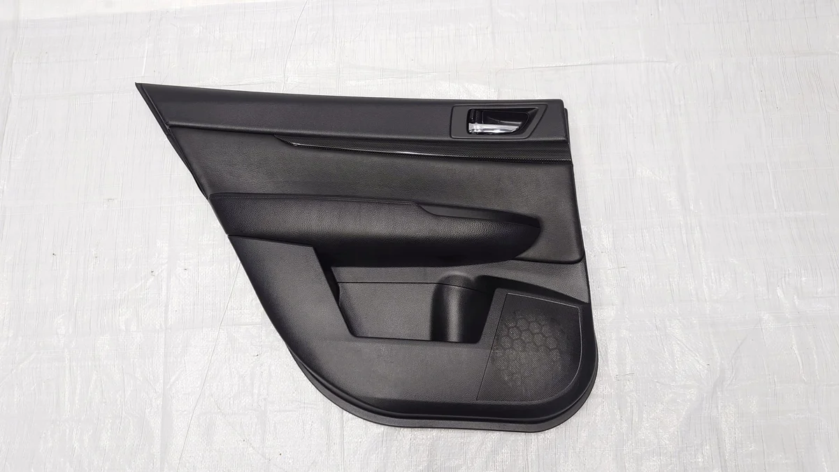 Subaru Legacy Deurpaneel Achter Links AUE6170
