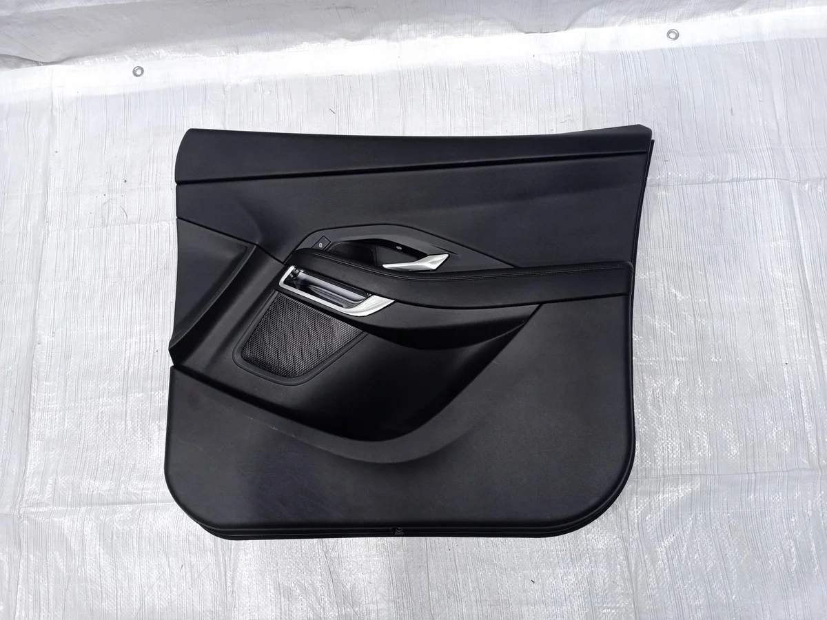 Dörrpanel Jaguar E-Pace Höger Fram AUE6681