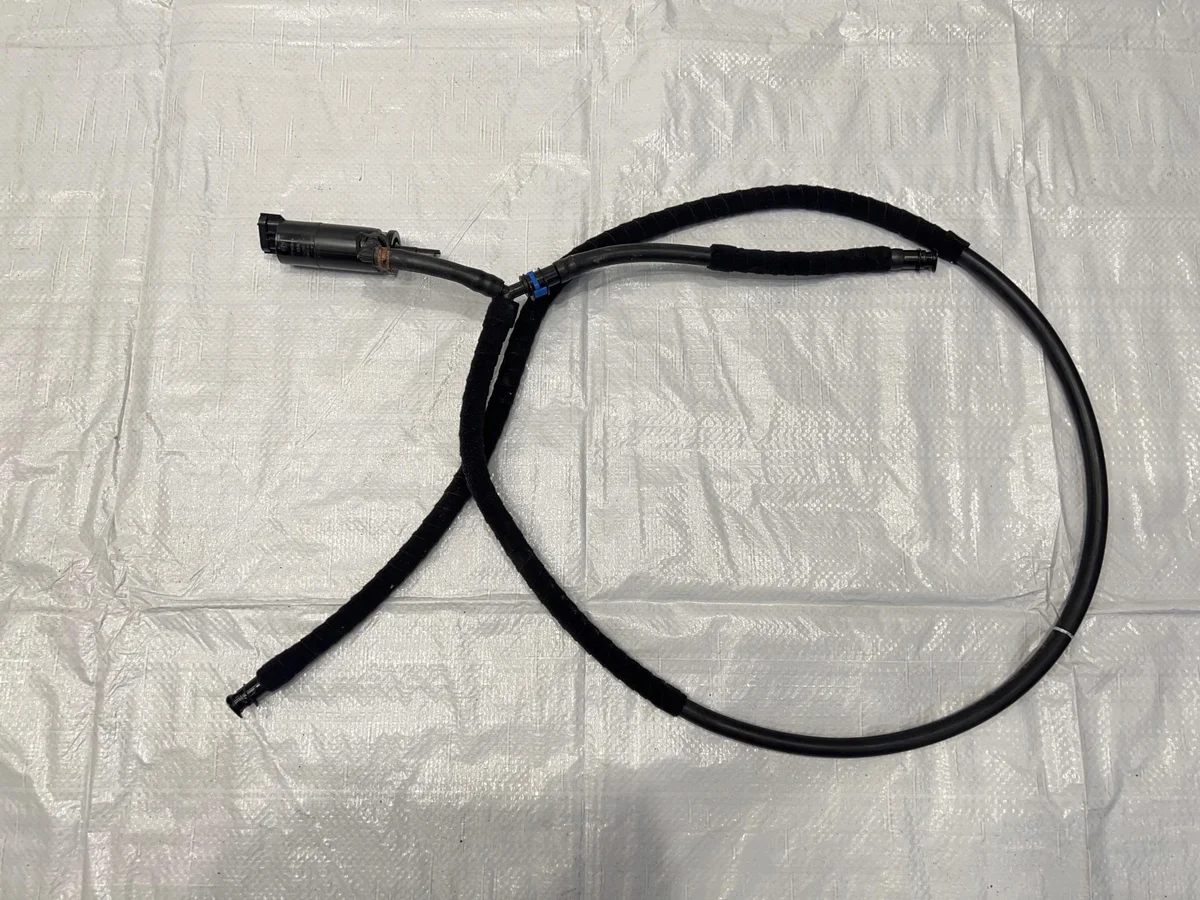 FIAT 500 LIFT Spritzwasserschlauch Pumpe AUE8943