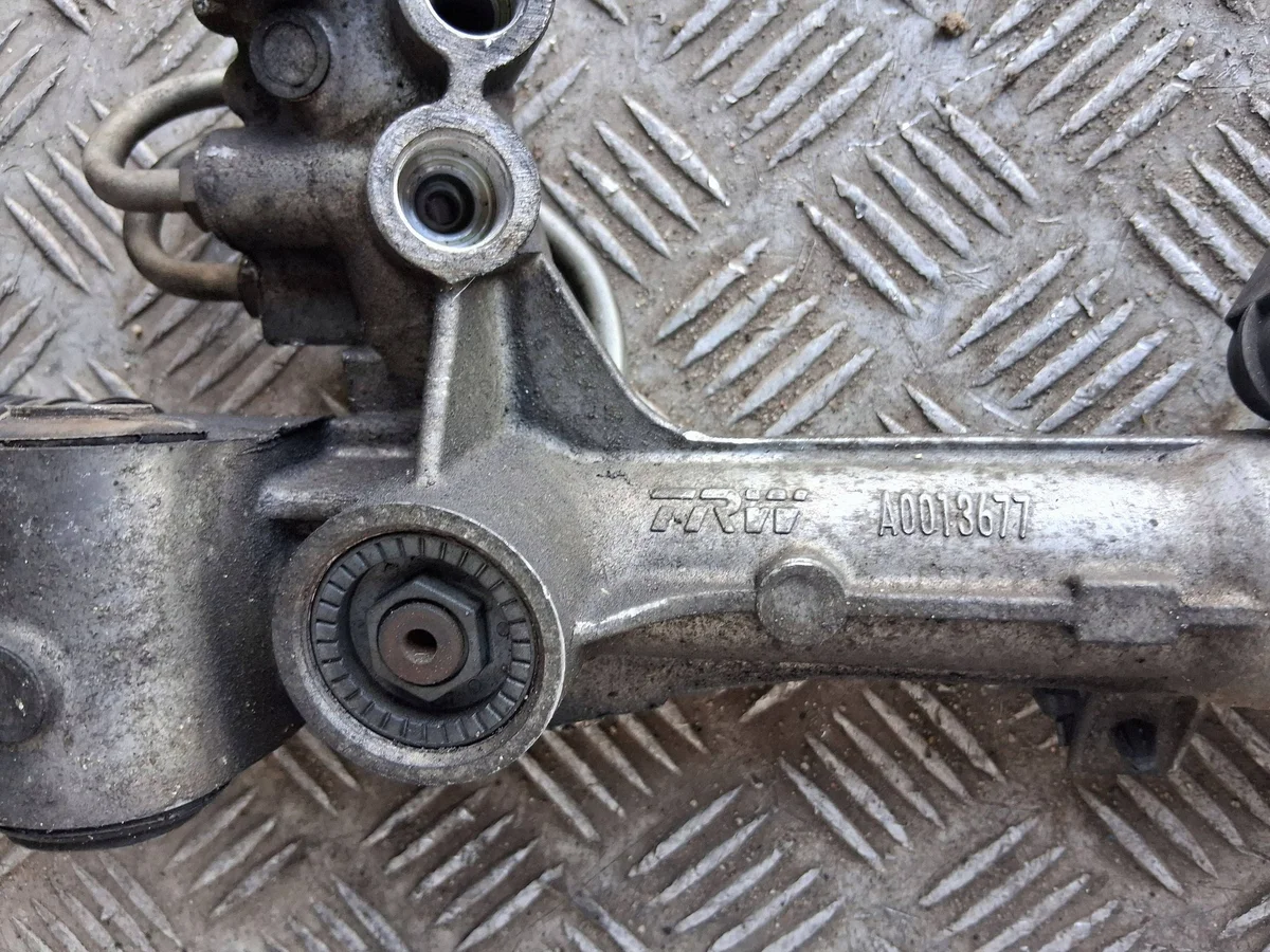 Opel A0013677 Boîtier de direction usagé image 4