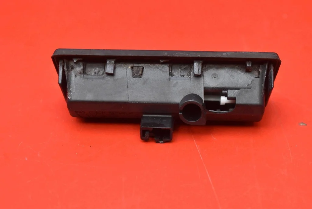 Klappe Griff Knopf Skoda Fabia 3 III 6V0827566 image 3