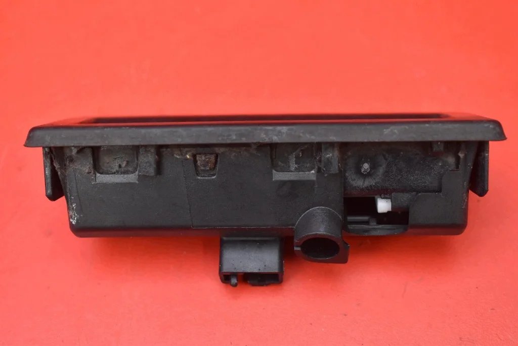 Klappe Griff Knopf Skoda Fabia 3 III 6V0827566 image 5