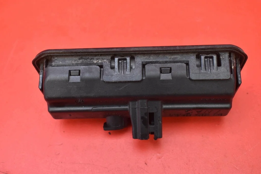 Klappe Griff Knopf Skoda Fabia 3 III 6V0827566 image 6
