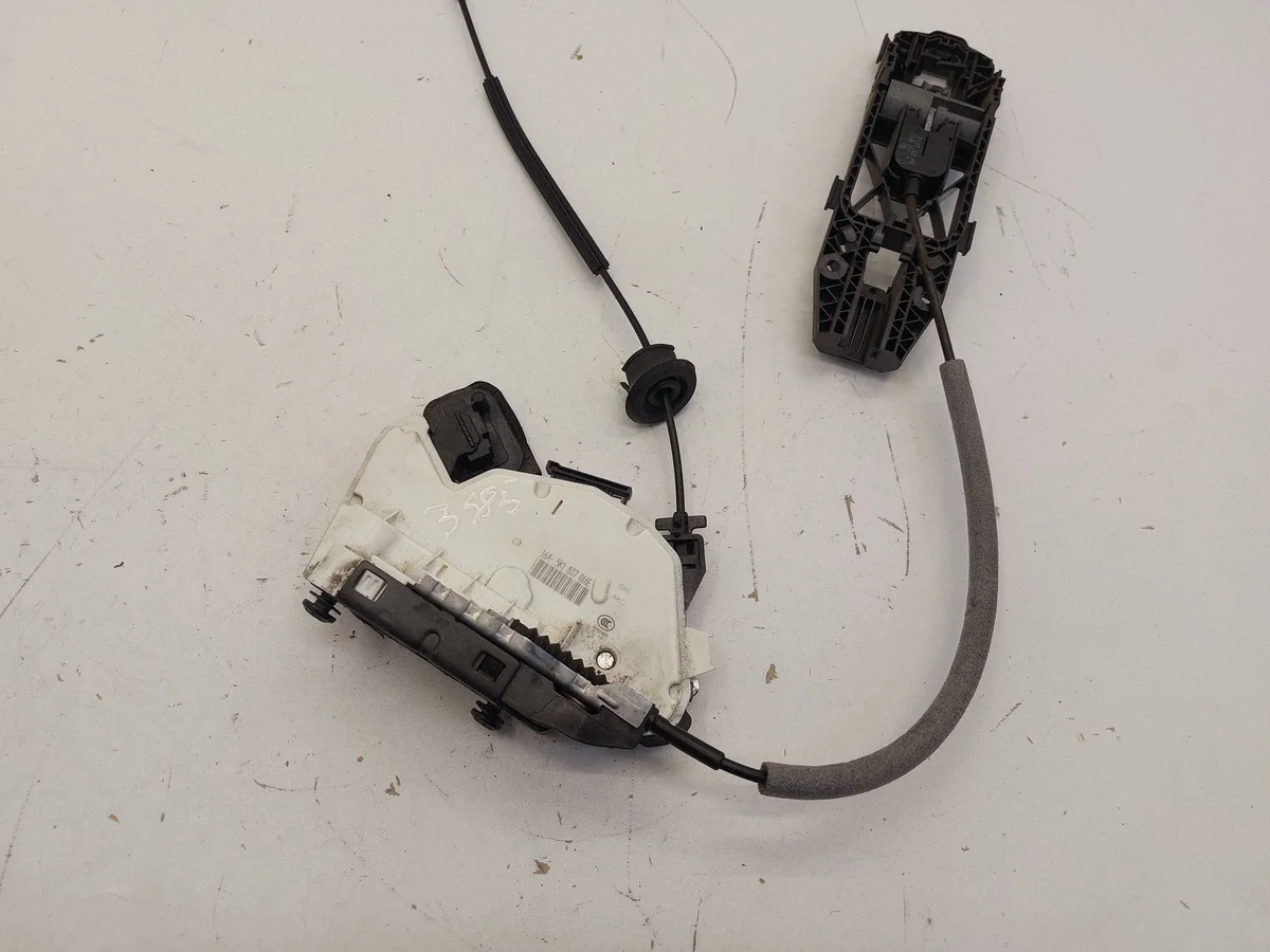 Cerradura Puerta VW Golf VII Passat B8 Delantera Derecha