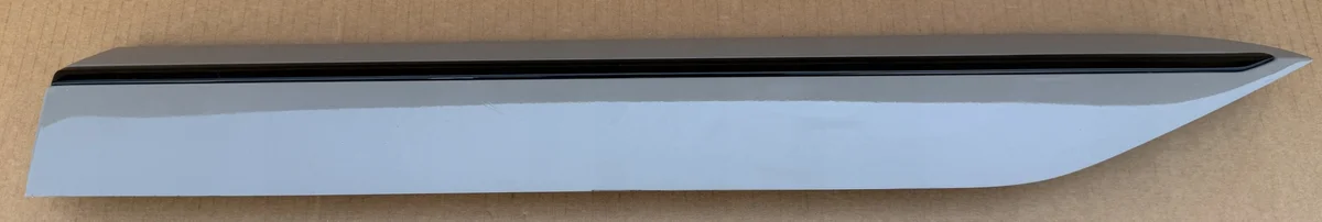 LISTA PORTA TRASEIRA ESQ SKODA SUPERB 3 SPORTLINE